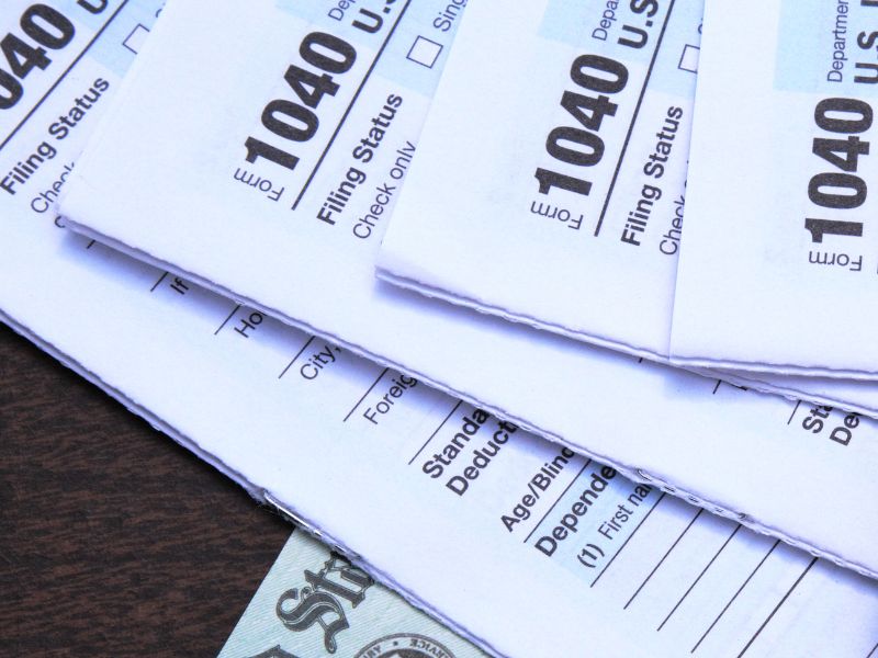 Tax Services xr:d:dafwrxzlwga:2,j:1371842076,t:23010405